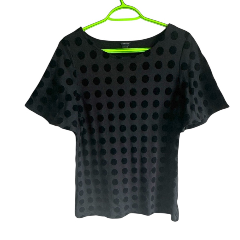 ANN TAYLOR Women’s Black Velvet Dot Flutter Sleeve Blouse Sz M